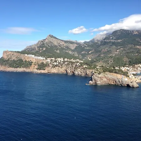 Ana * Soller